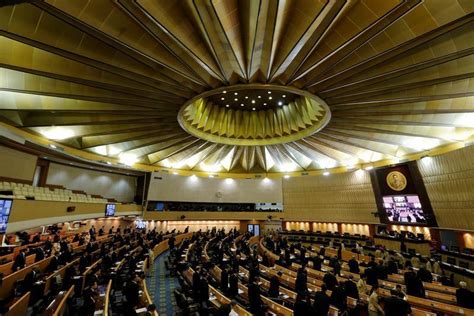 Thailand parliament scheduled to sit next week for new PM vote - document