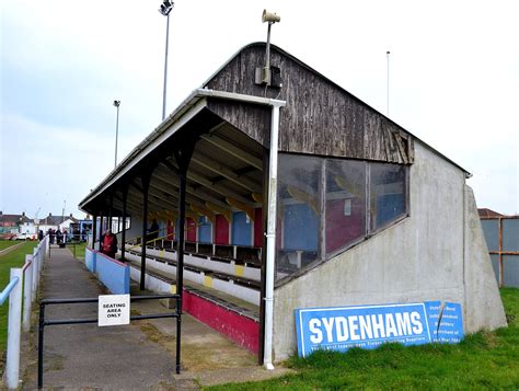 Hamworthy United | Football stadiums, Nostalgic pictures, Stadium