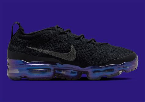 Nike Vapormax 2023 Flyknit "Black/Iridescent" - FD3148-001 | Sneaker News