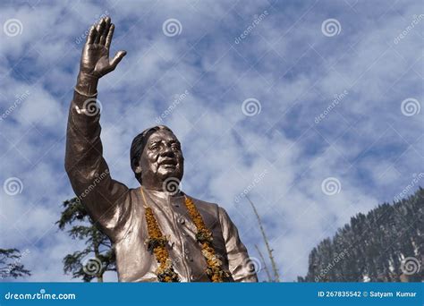 Shri Atal Bihari Vajpayee Statue Half Statue Image Editorial Photography - Image of bihari, park ...