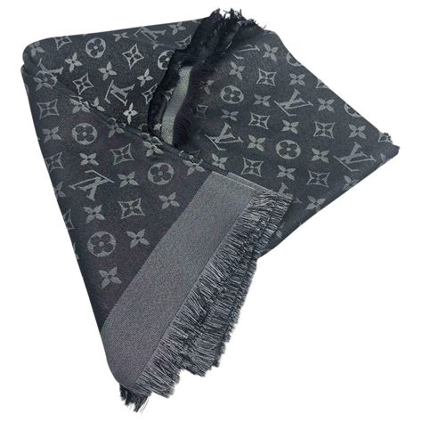 Louis Vuitton Grey Hat And Scarf | semashow.com