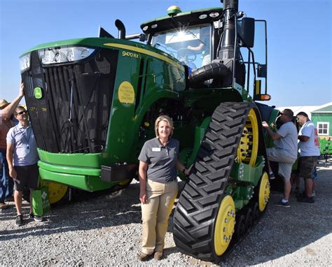 John Deere Expands 9RX Tractor Lineup | AgWired