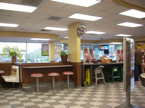 McDonald's interior | McDonald's #11179 (5,933 square feet) … | Flickr