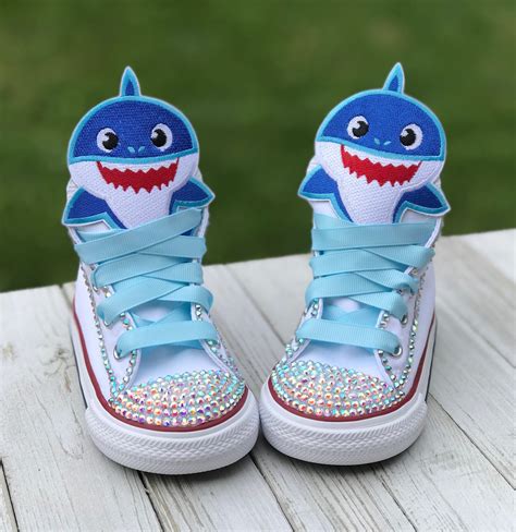 Baby Shark Sneakers, Infants and Toddler Shoe Size 2-9 (Hard Sole), Bl | Little Ladybug Tutus