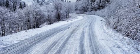 Are All-Terrain and Mud Tires Good in the Snow? - Les Schwab