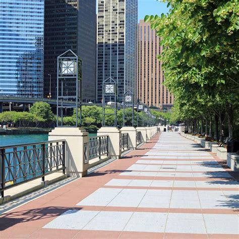 Chicago Riverwalk | UrbanMatter