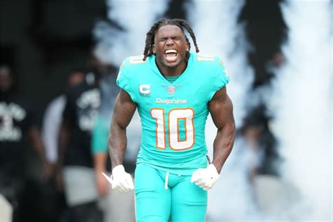 WATCH: Epic Dolphins Celebration After Tyreek Hill TD vs. Washington