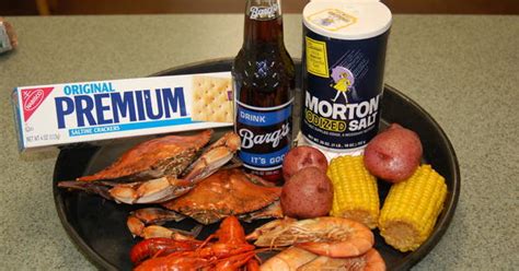 Mandeville Seafood Market & Eatery | Explore Louisiana