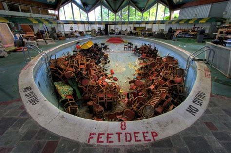 45 best images about Abandoned Pools on Pinterest | Swim, Pools and ...