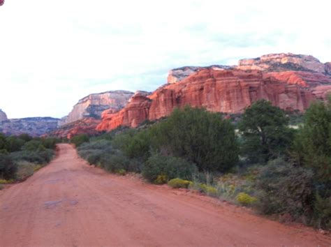 More at the Honanki Cliff dwellings - Women on Wheels