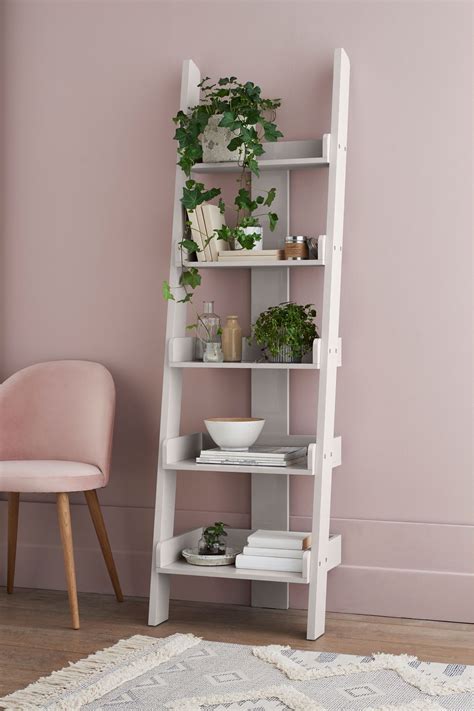 30+ Decorating A Ladder Shelf – HomeDecorish