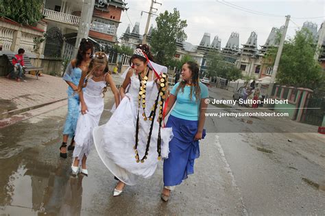 Romania, roma (gypsy) wedding. | Jeremy Sutton-Hibbert