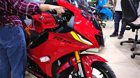 YAMAHA R15 V4 (EXHAUST SOUND) 🔥 | R15 V4 METALLIC RED WALK AROUND | R15 ...