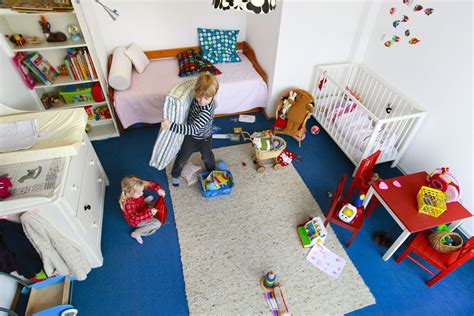 How to Teach Kids to Clean Their Bedroom