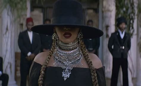 Beyonce's Formation Hat Raises Thousands for Charity | InStyle