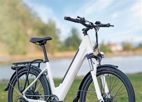 7 Best Electric Bikes Under $1000 (Budget Picks in 2022)