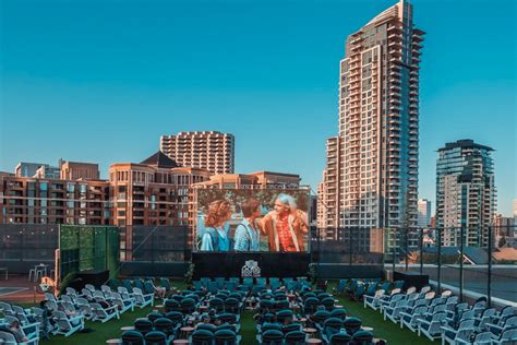 'World’s First Two-Screen Rooftop Movie Theater' Coming To HTX's ...