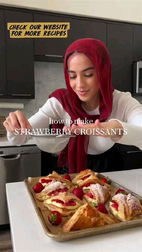 Strawberry Croissant | Easy snacks, Sweet snacks recipes, Dessert ...