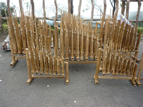 history of angklung