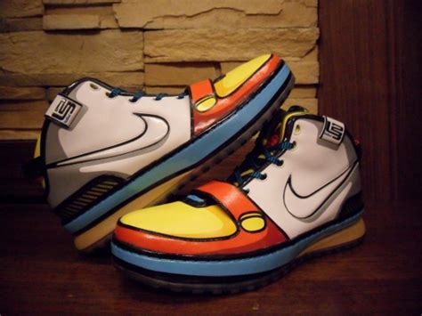 Nike Zoom LeBron VI 'Stewie Griffin' - Unreleased Sample - SneakerNews.com