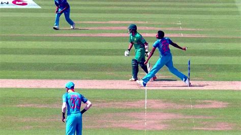 Pakistan Super League uses Bumrah no-ball photo to spread COVID-19 awareness