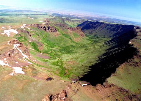 Stueby's Outdoor Journal: Steens Mountain, Malheur National Wildlife Refuge are a great spring ...
