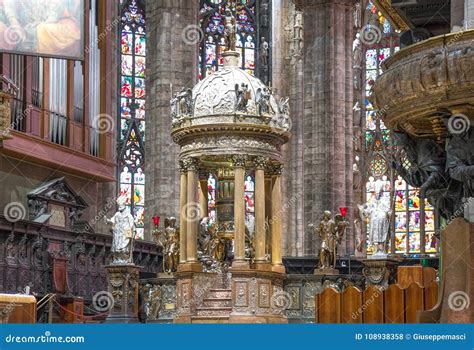 The Interior of the Duomo Cathedral Editorial Stock Photo - Image of ...