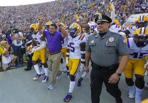 Full 2020 LSU Football Schedule Revealed by SEC - Sports Illustrated ...