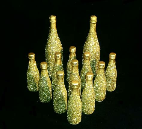 I need these mini champagne bottles in my life!! https://www.etsy.com ...