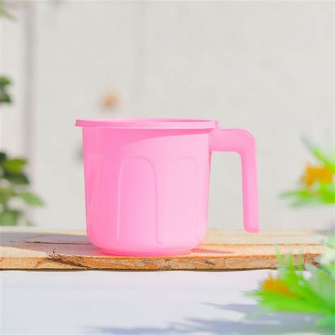 Plastic Measuring Cup · Free Stock Photo