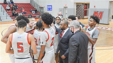 Mustangs Men’s Basketball Team ranked first in its division ...