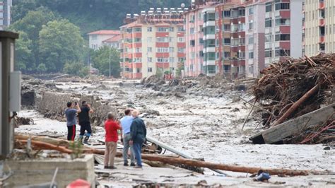 Pictures show devastation after flash floods in northern Turkey