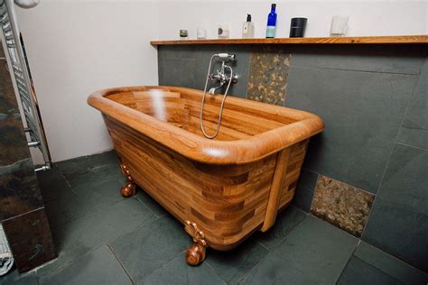 Beautiful wooden bathtub Woodworking Plans Diy, Woodworking Supplies, Easy Woodworking Projects ...