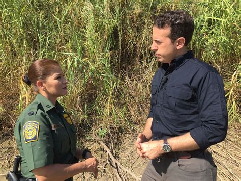 U.S. Border Patrol Agents Grapple With Sudden Surge of Central American ...