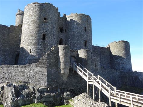 Harlech - COAST.WALES