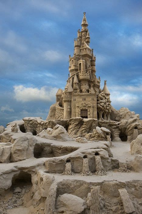 Sand castle sculpture | Amazing sculptures | Pinterest