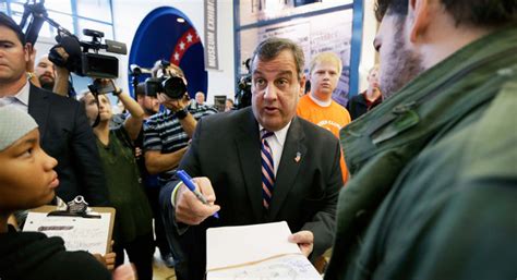 Chris Christie 2016: endorsements win a shrug in Iowa - POLITICO