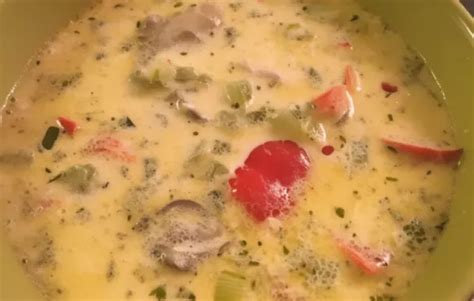 Classic Oyster Stew Recipe for Christmas Eve