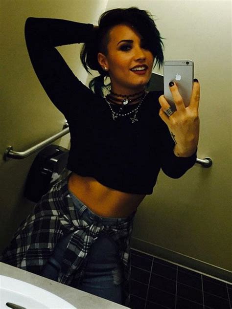 Demi Lovato Weight Loss: 9 Amazing Instagram Pics of Demi's New Bod