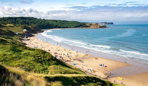 Cayton Bay - Beach in Scarborough, Scarborough - Discover Yorkshire Coast