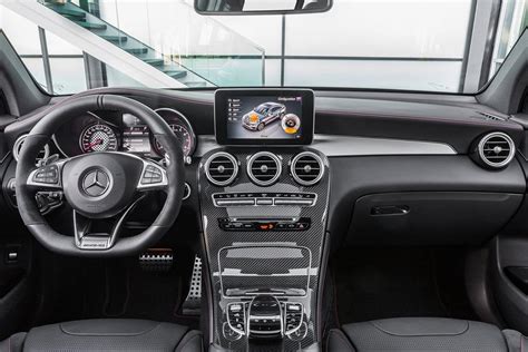 2017 mercedes-amg glc 43 4matic coupe interior | AUTOBICS