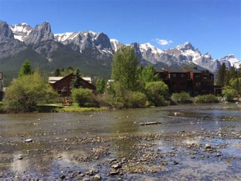 Downtown Canmore Photo Gallery