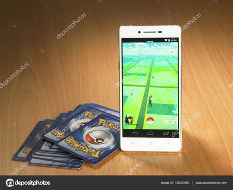 Card game to Pokemon Go – Stock Editorial Photo © eskaylim #138929562