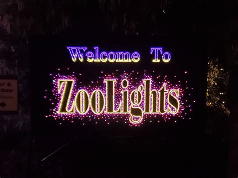 ZooLights! It's Amazing Christmas Lights at the Phoenix Zoo. - Phoenix ...