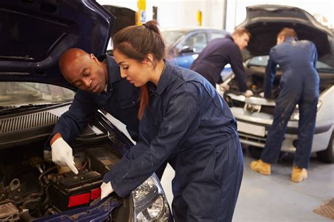 4 Qualities That Can Help You Become a Certified Mechanic