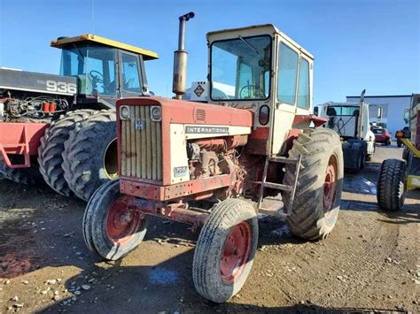 International 706 Diesel Tractor - YAC Auctions