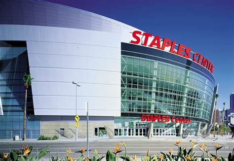 Staples Center, The Headquarters of LA Lakers - Traveldigg.com