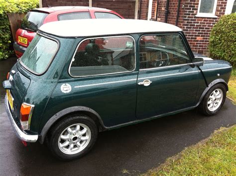 british racing green mini cooper - Google Search | British racing green, Rover mini cooper, Mini ...