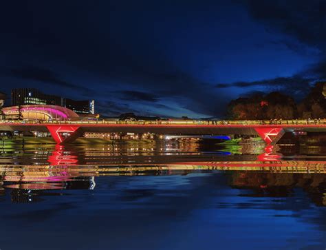 Reflections of the River Torrens : r/Adelaide