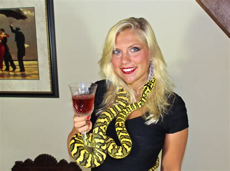 Breeding Carpet Pythons - Reptiles Magazine